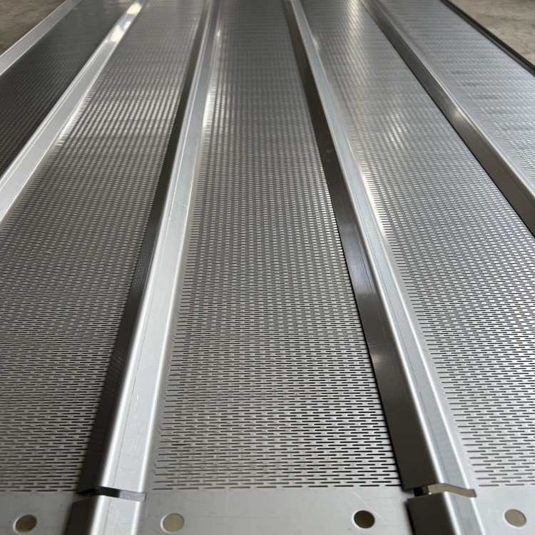 Perforated Dryer Conveyor Plate — view 2